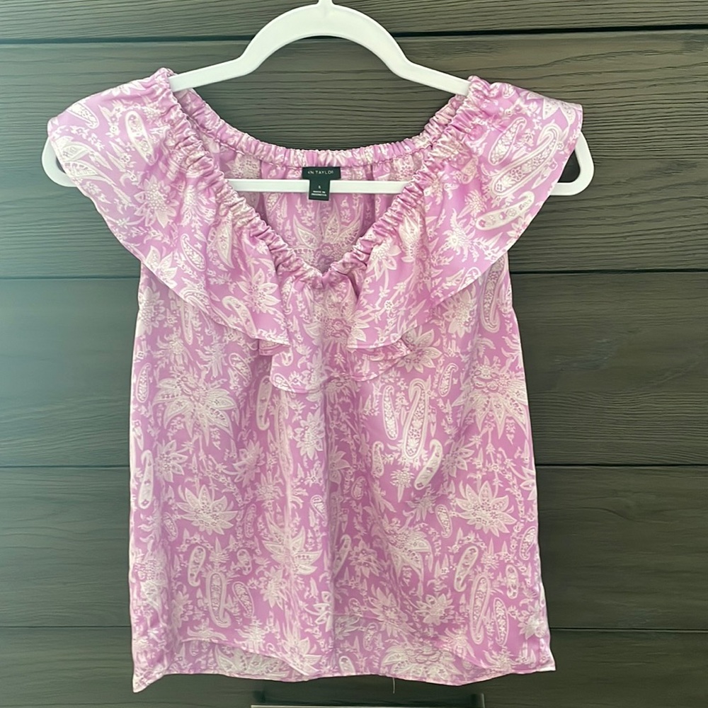 Ann Taylor Ruffle Top Sz S